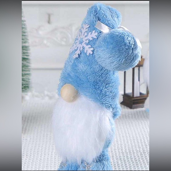 NWT- Set of 2- Stunning Super Soft- White & Blue ❄️ Winter Gnome Decorations - Picture 4 of 6